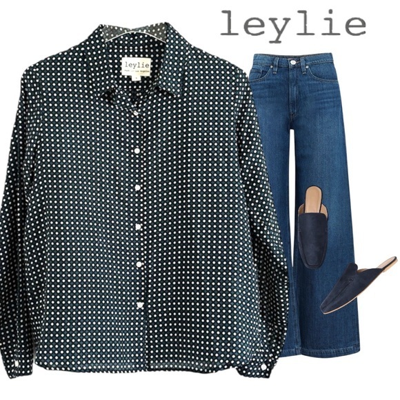 Leylie Tops - LEYLIE GO TO EVERYDAY SILK BLUE BLACK WHITE POLKA DOT BUTTON DOWN TOP SHIRT SZ S